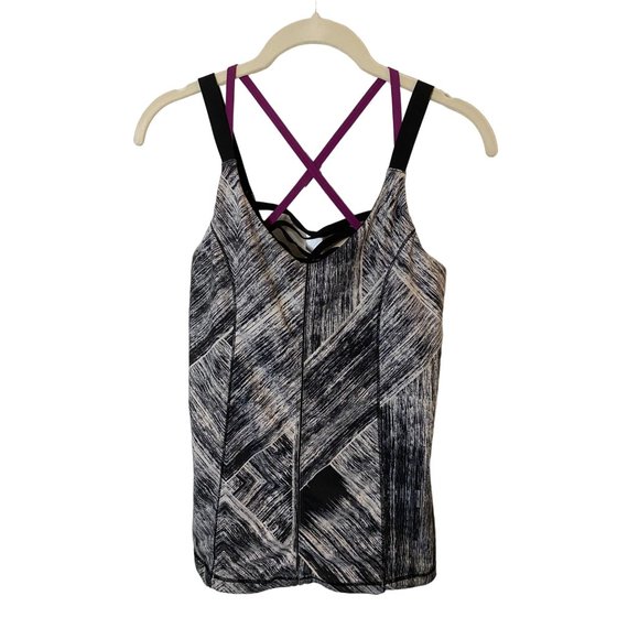 LULULEMON Tank Top Hot To Street Built In Support Bra Black White Luxtreme Sz‎ 8 - Picture 1 of 8
